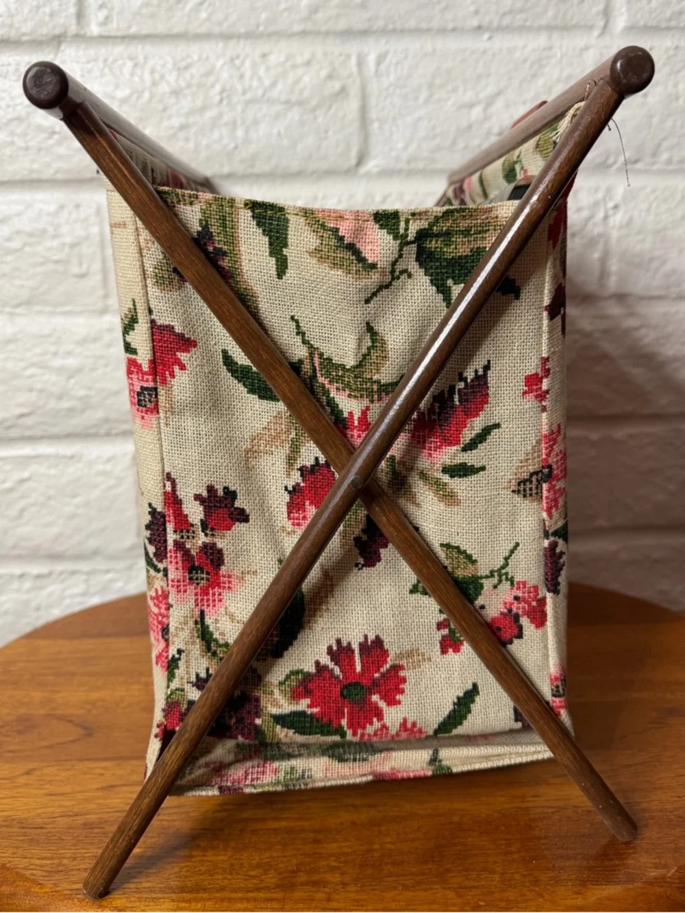 Vintage Mid Century Yarn Sewing Knitting Caddy Basket Bag Folding Wood Frame